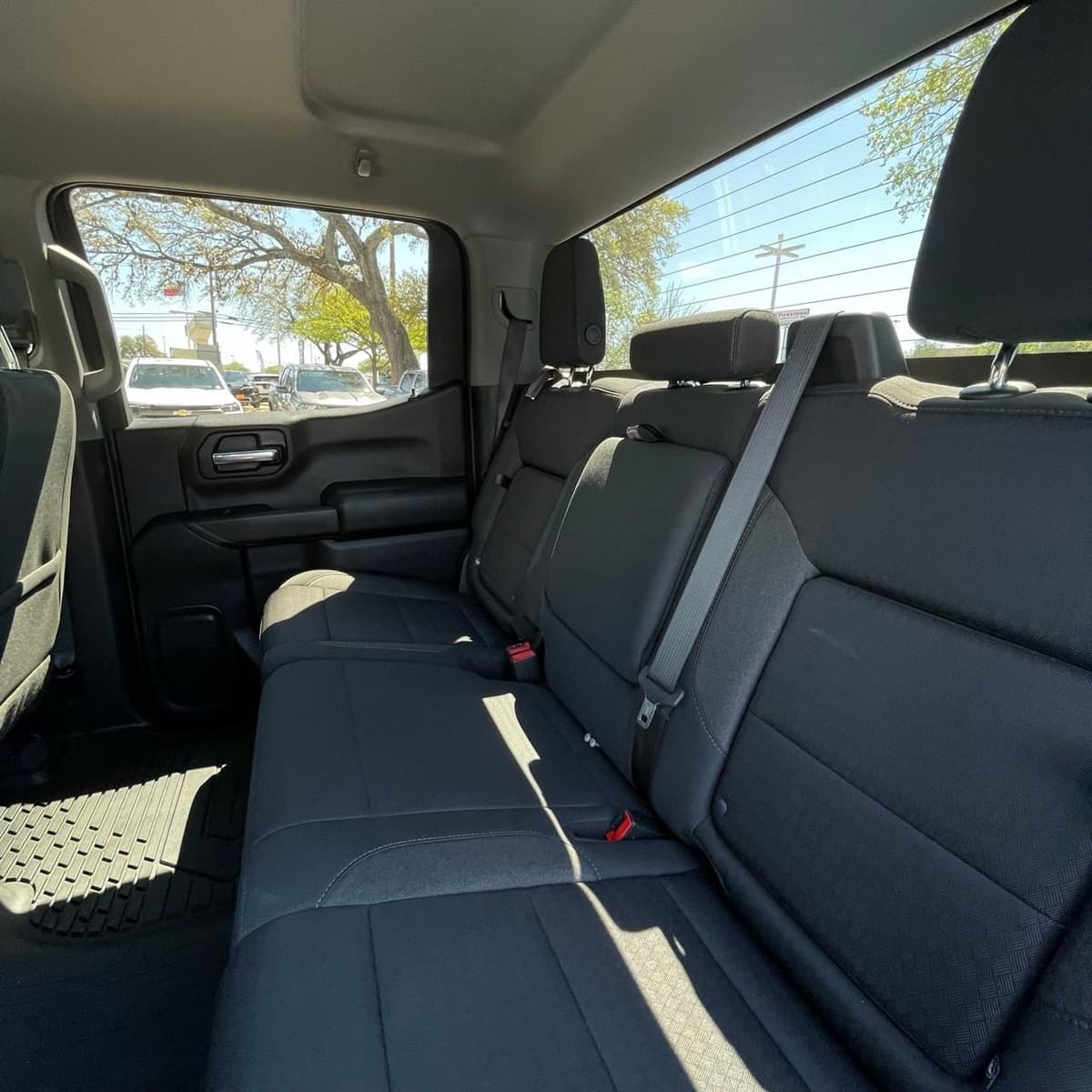 2023 Chevrolet Silverado 1500 - Image 24