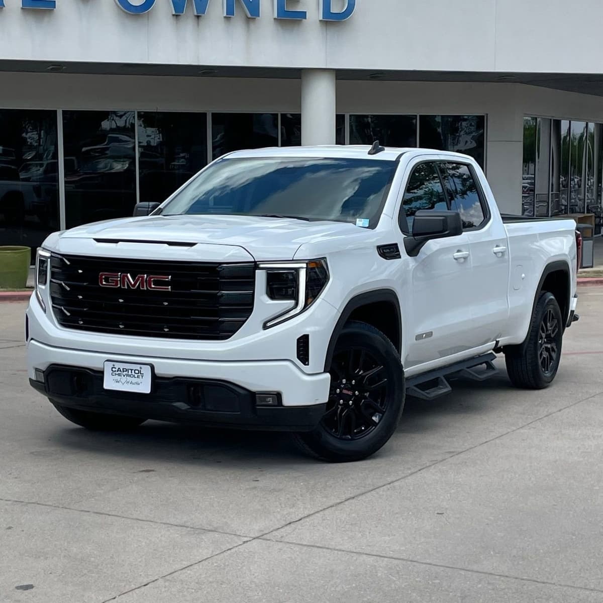 2025 GMC Sierra 1500 - Image 10
