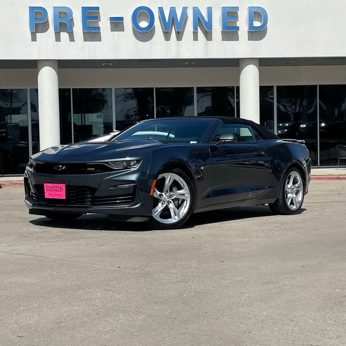 2023 Chevrolet Camaro - Image 2