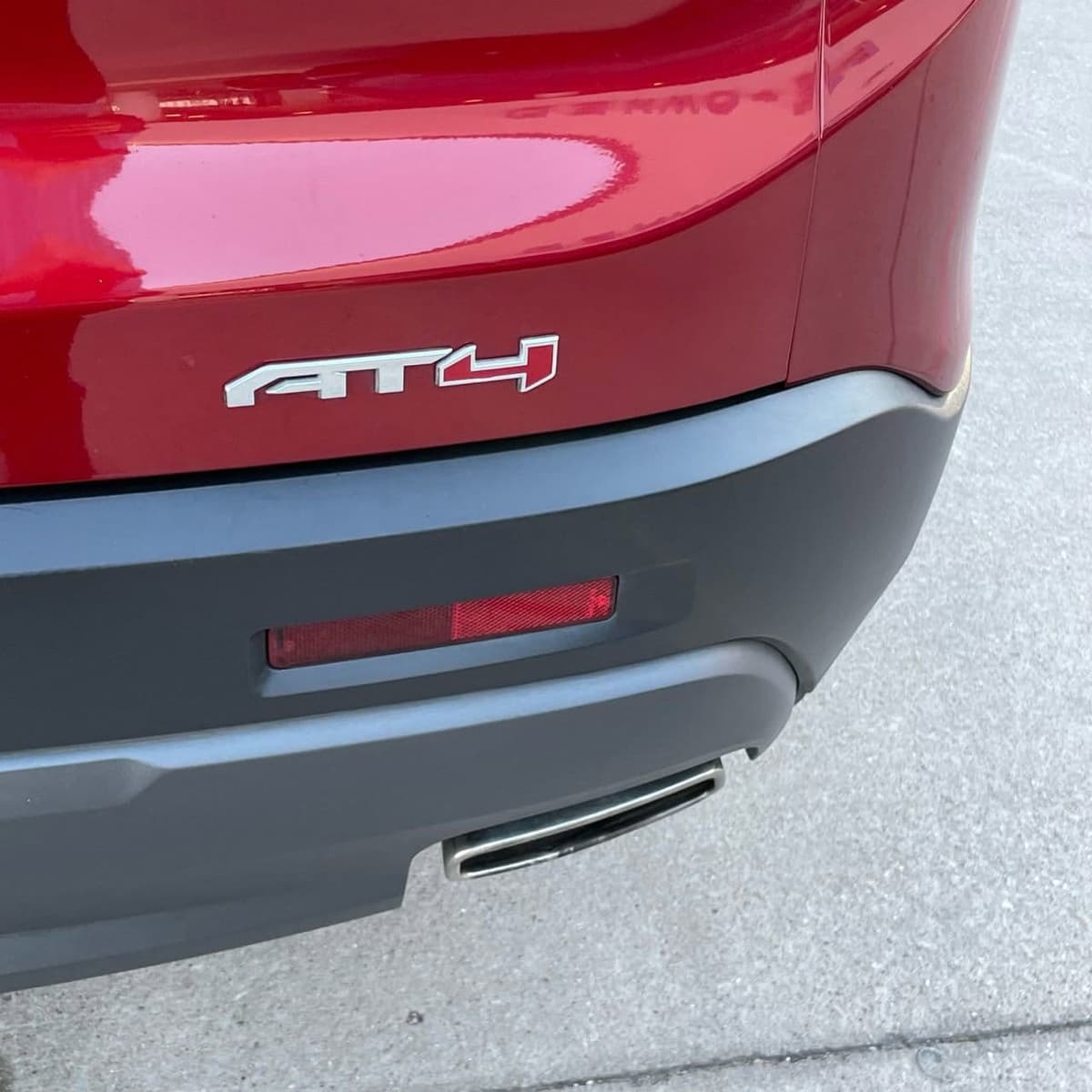 2023 GMC Acadia - Image 6