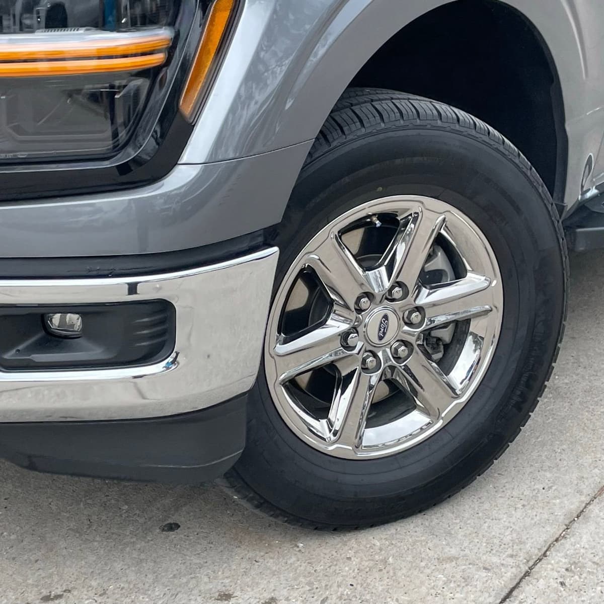 2024 Ford F-150 - Image 8