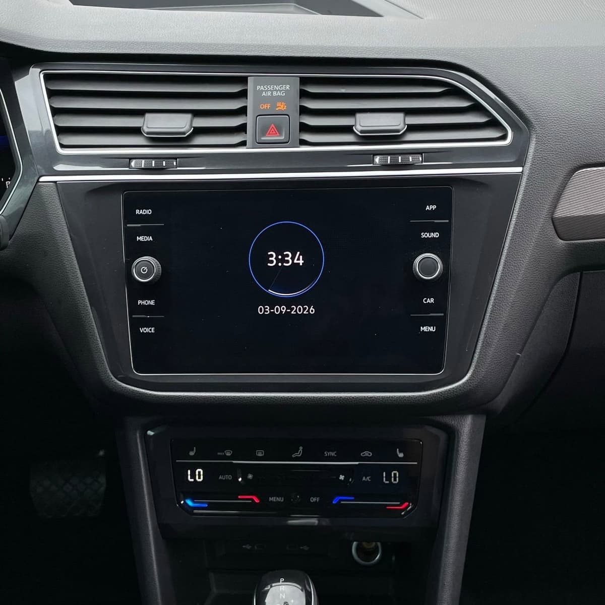 2023 Volkswagen Tiguan - Image 18