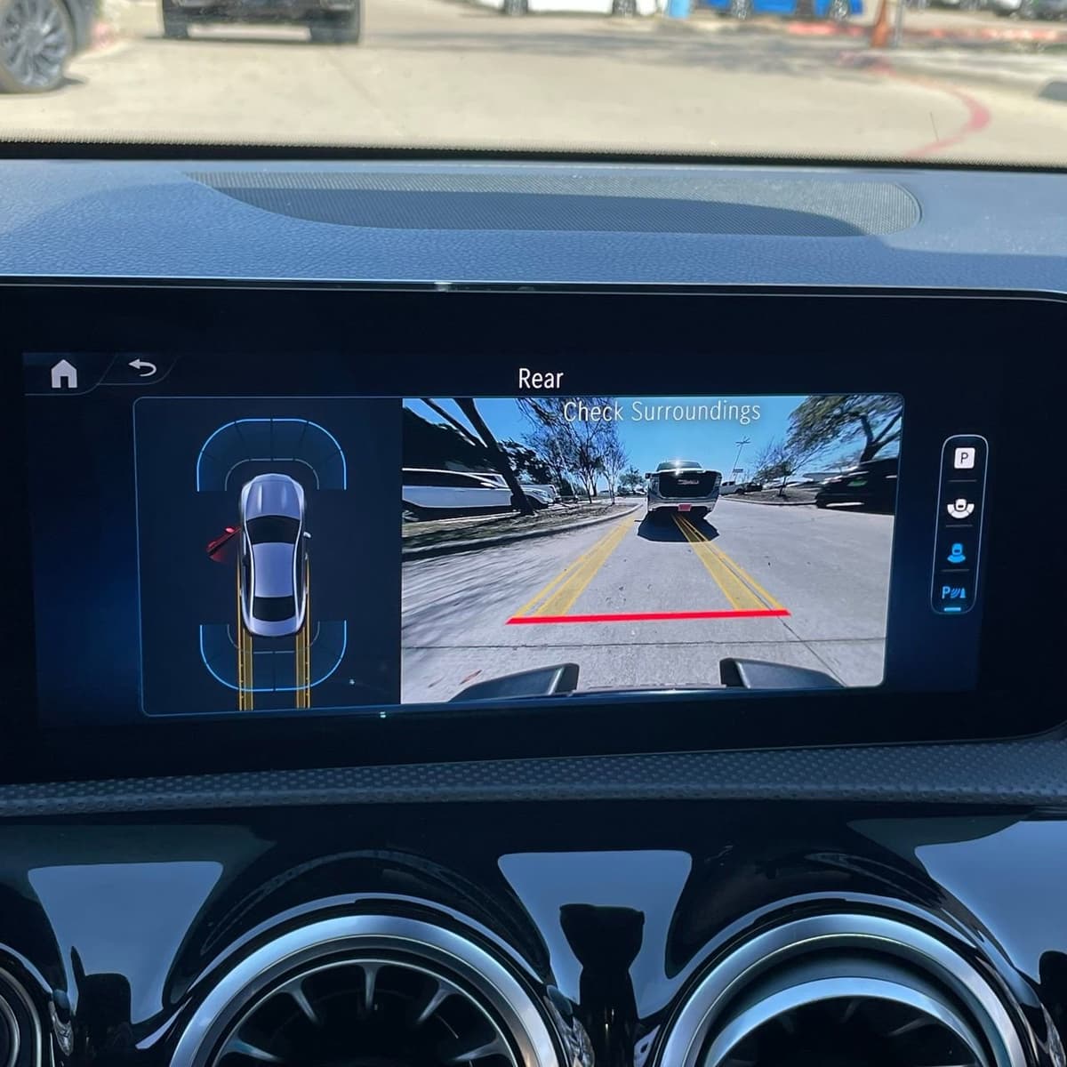 2025 Mercedes-Benz CLA - Image 18