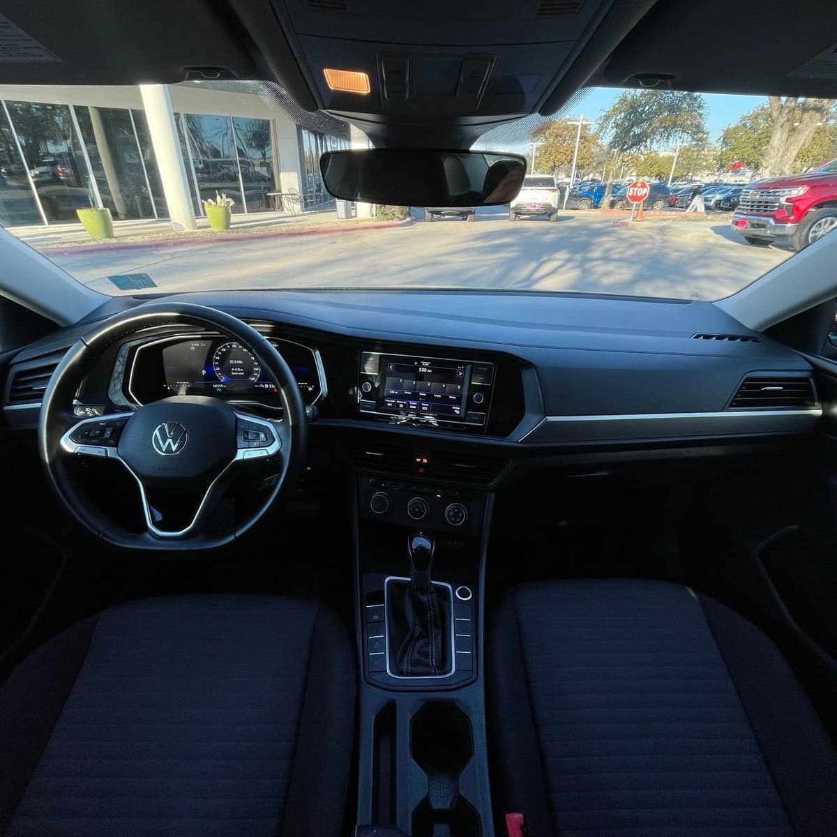 2024 Volkswagen Jetta - Image 10