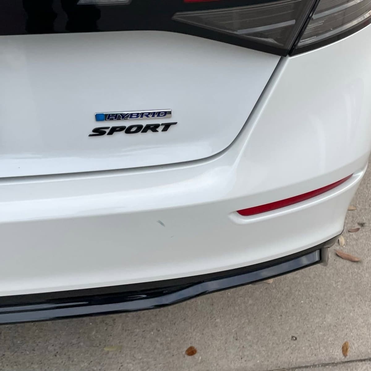 2025 Honda Accord Hybrid - Image 6