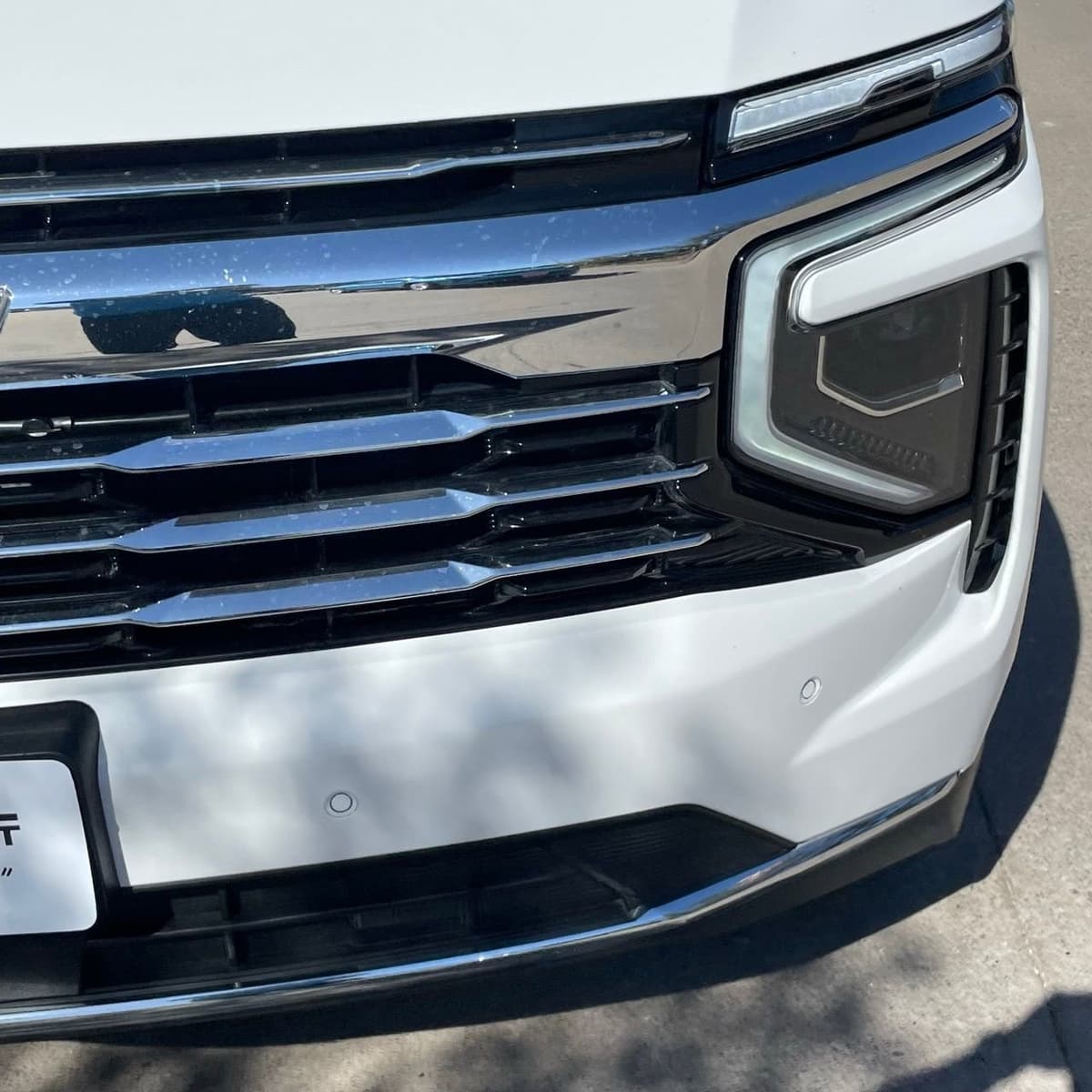 2025 Chevrolet Tahoe - Image 8