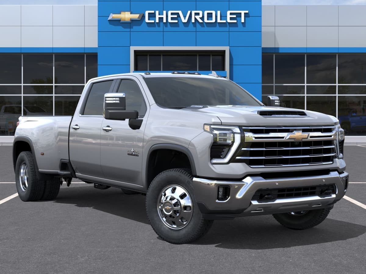 2026 Chevrolet Silverado 3500 HD - Image 7