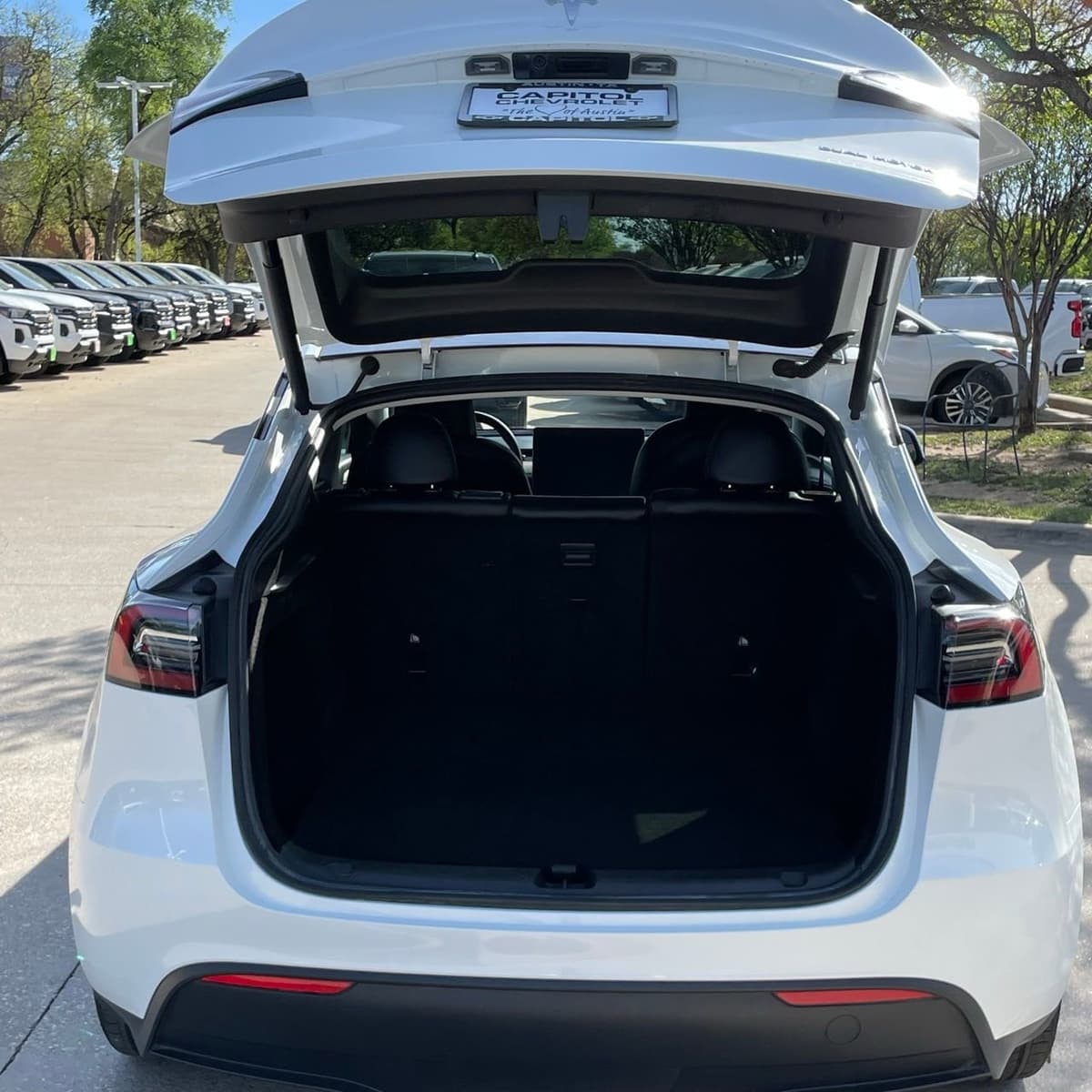 2023 Tesla Model Y - Image 23