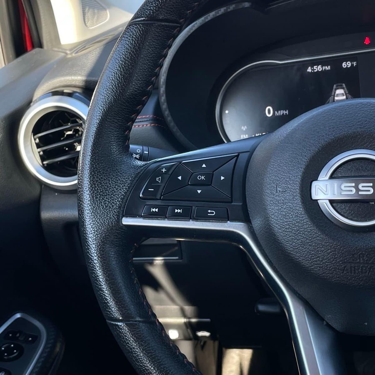 2024 Nissan Versa - Image 14