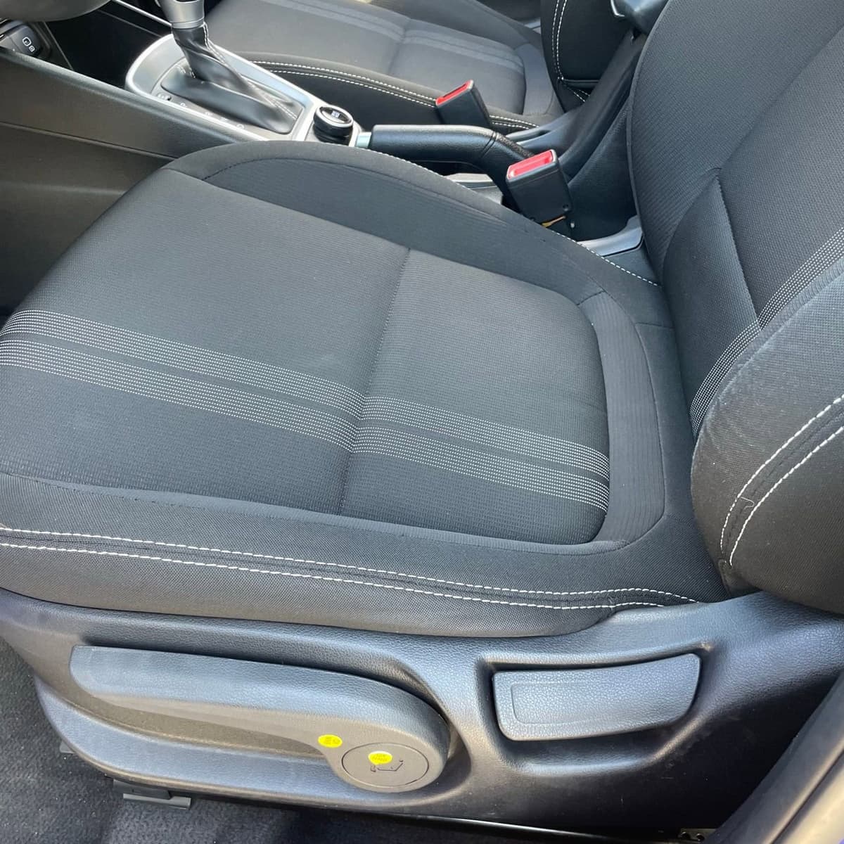 2025 Hyundai Venue - Image 22