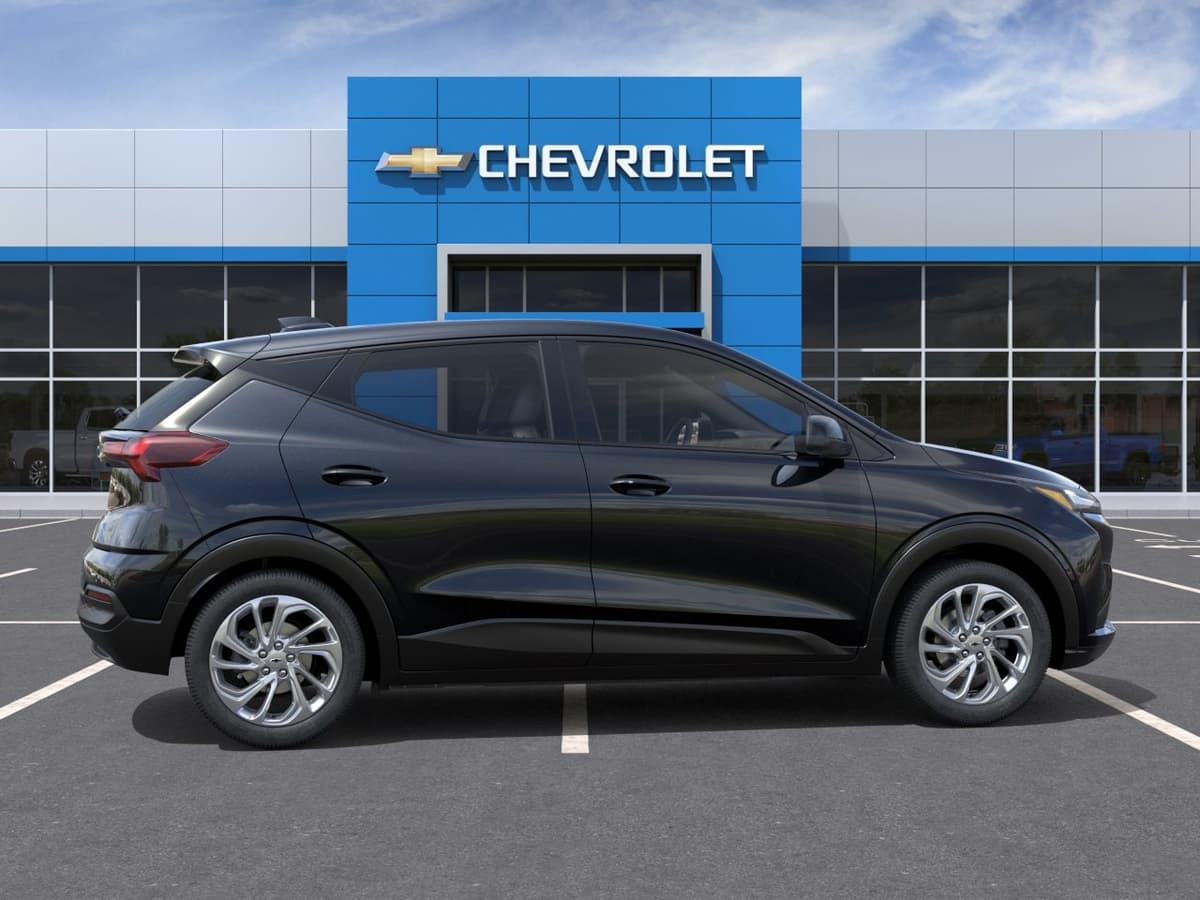 2027 Chevrolet Bolt - Image 5