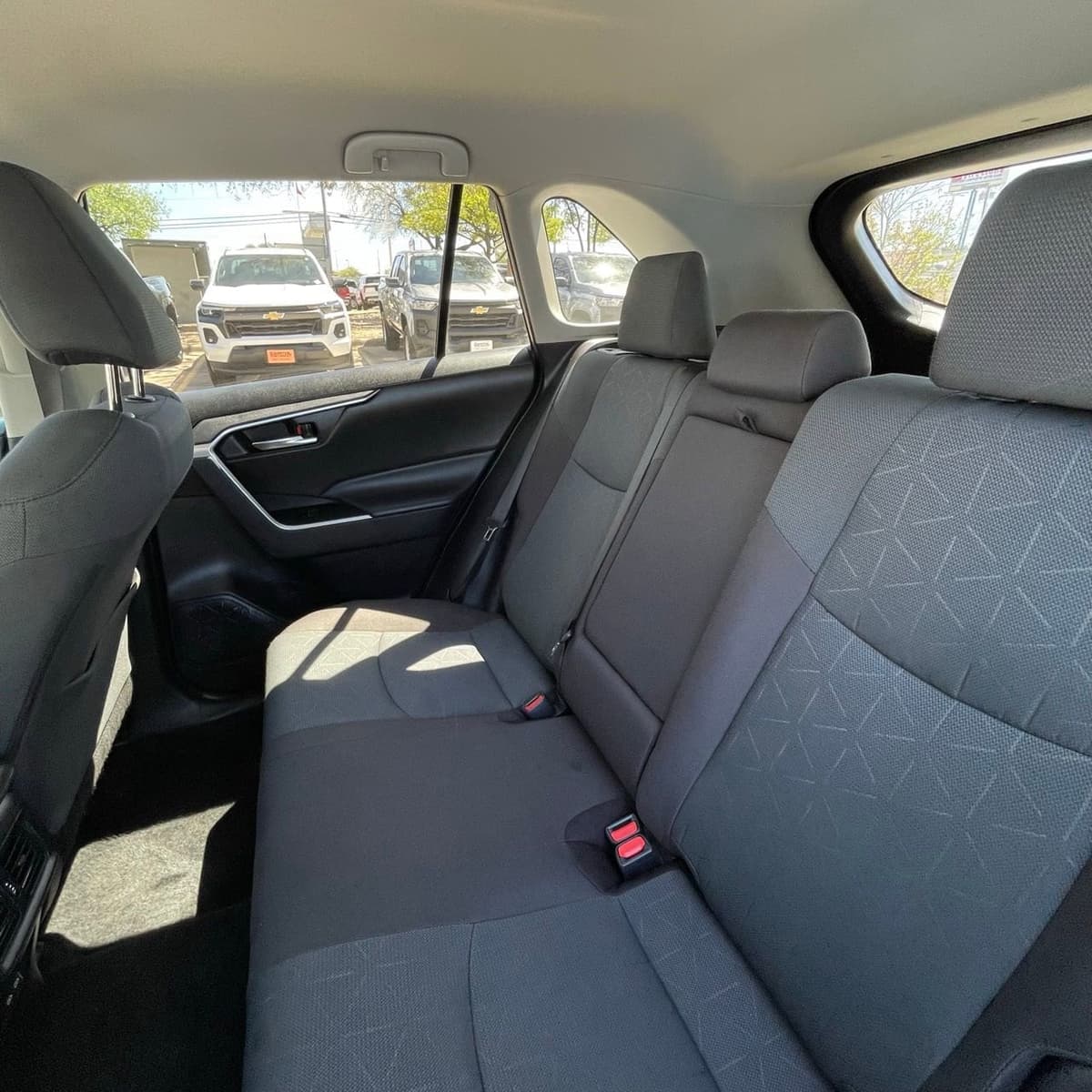 2024 Toyota RAV4 - Image 24