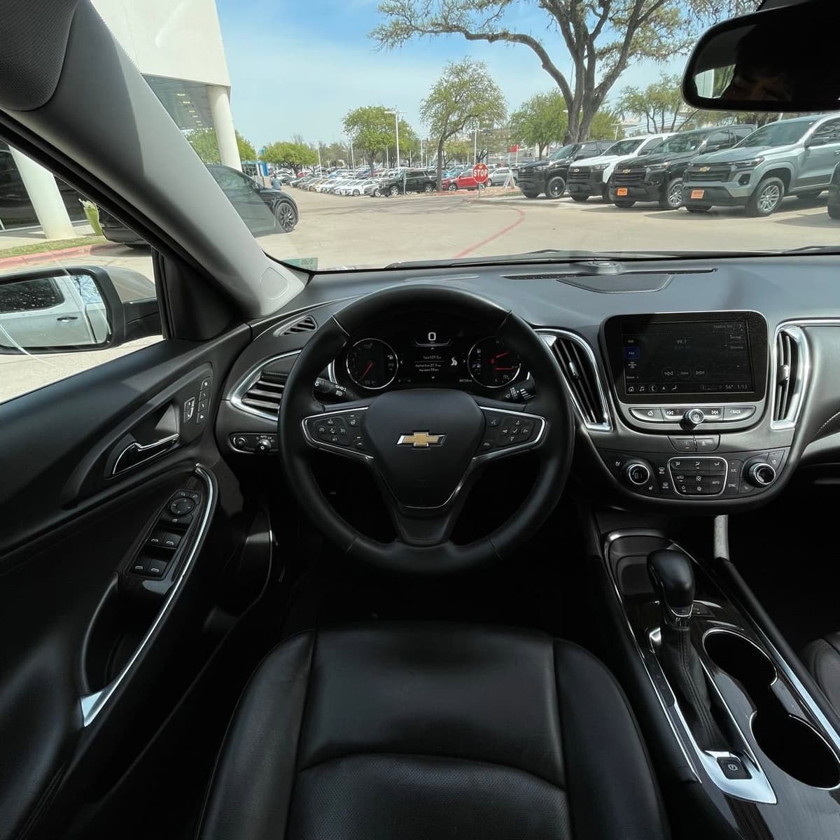 2024 Chevrolet Malibu - Image 12