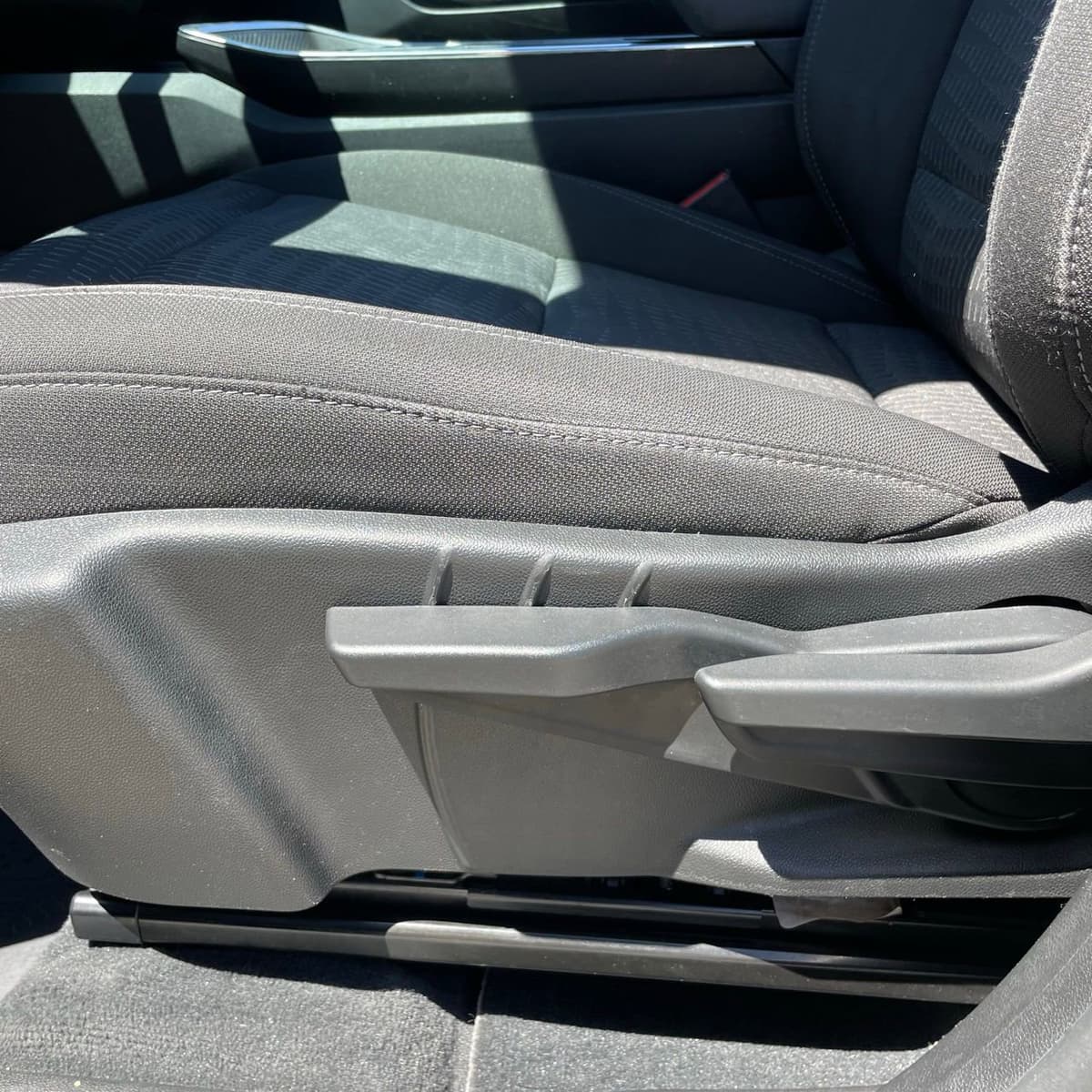 2025 Chevrolet Equinox - Image 22