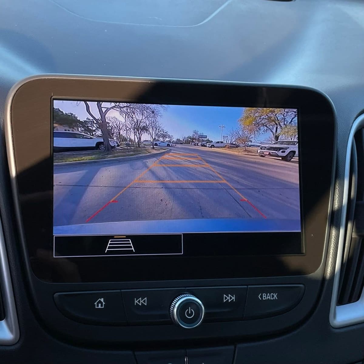 2024 Chevrolet Malibu - Image 19