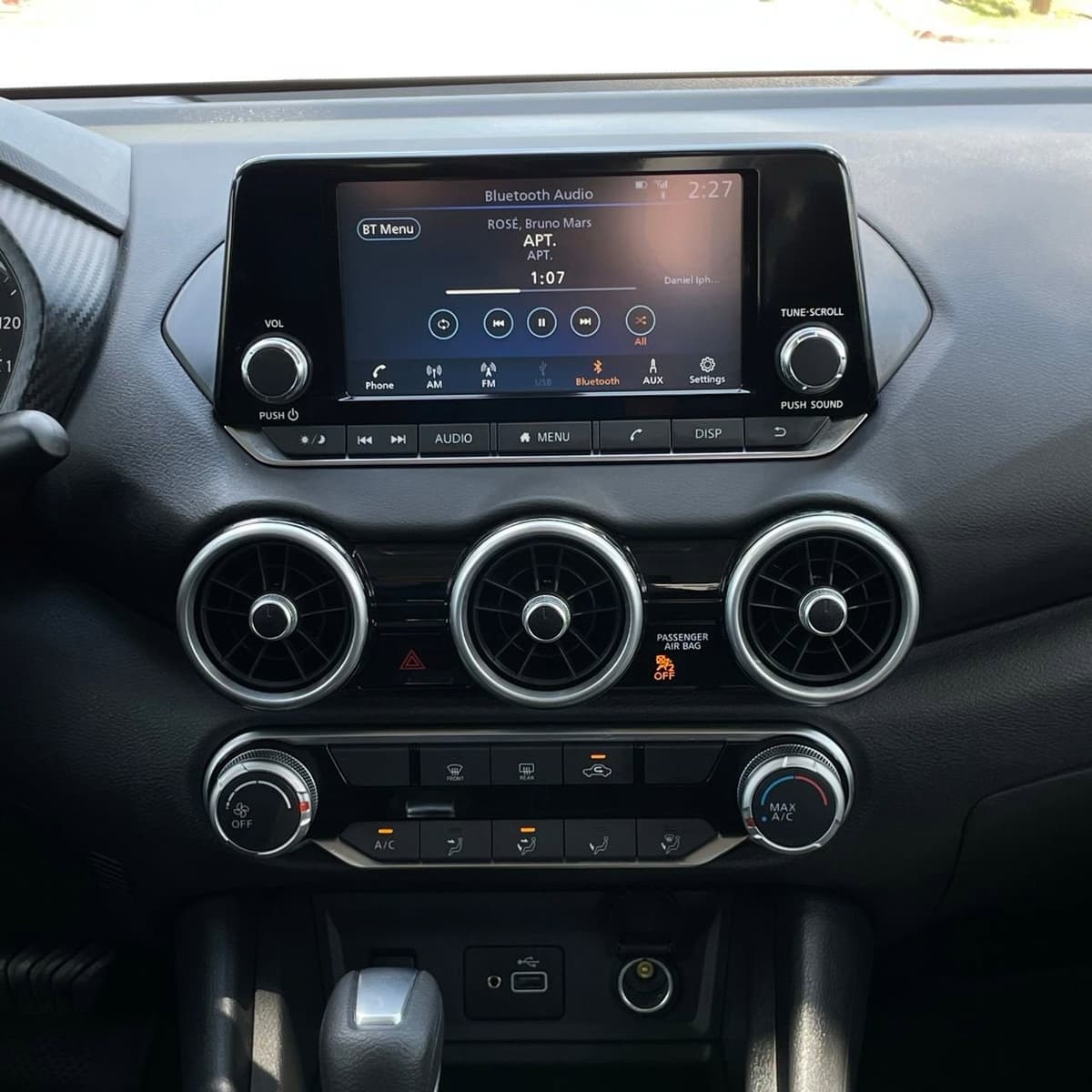 2025 Nissan Sentra - Image 16