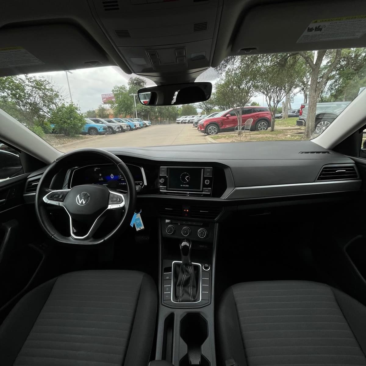 2024 Volkswagen Jetta - Image 10