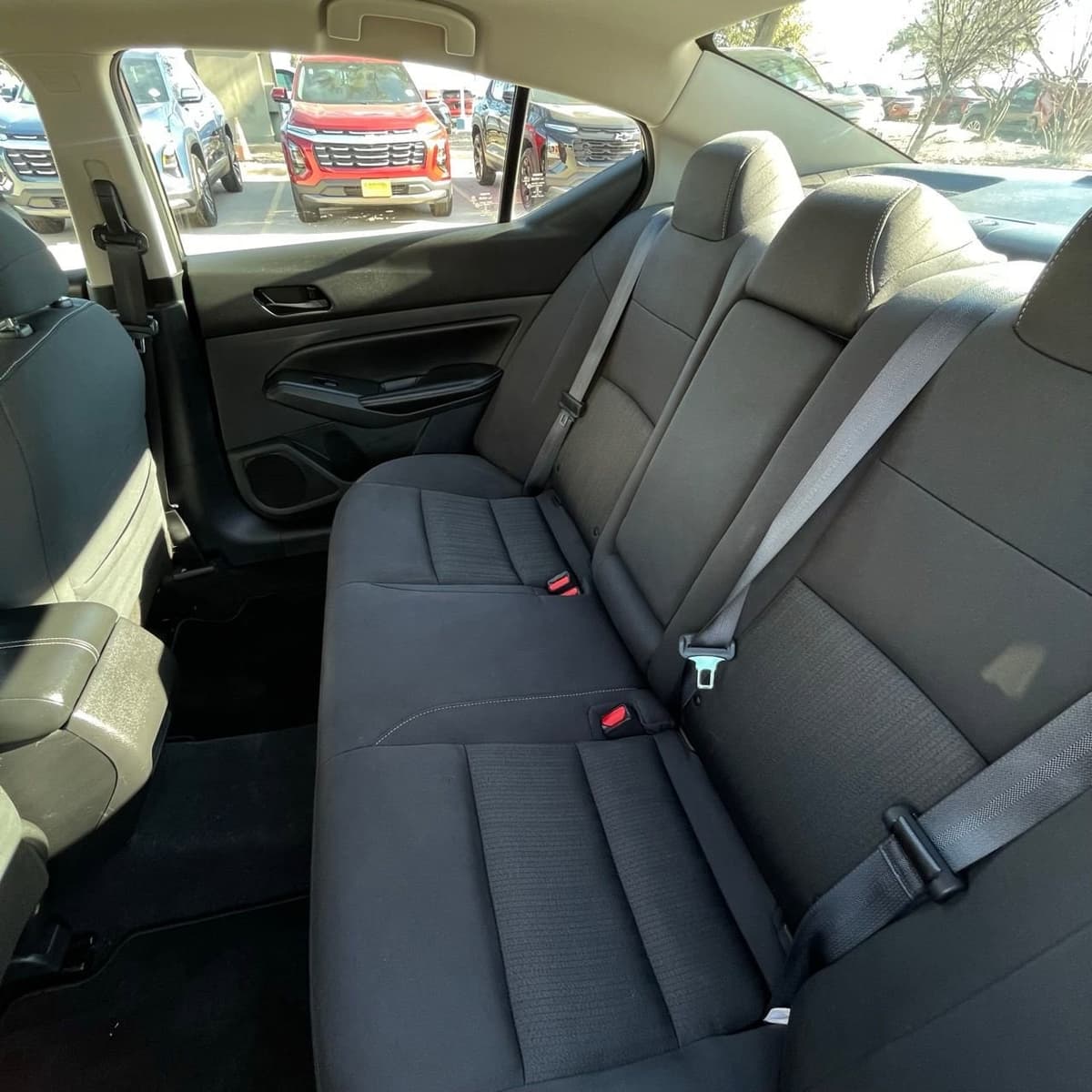 2024 Nissan Altima - Image 24