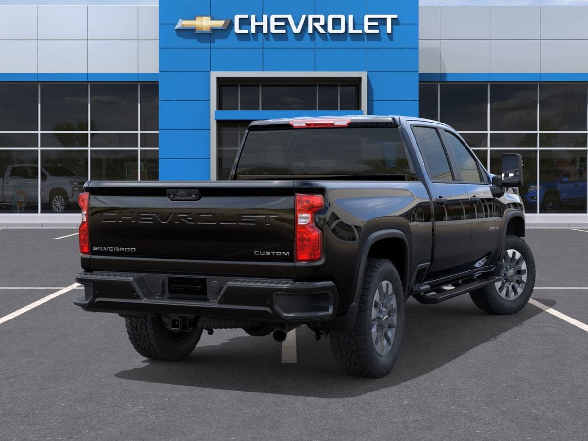 2026 Chevrolet Silverado 2500 HD - Image 4