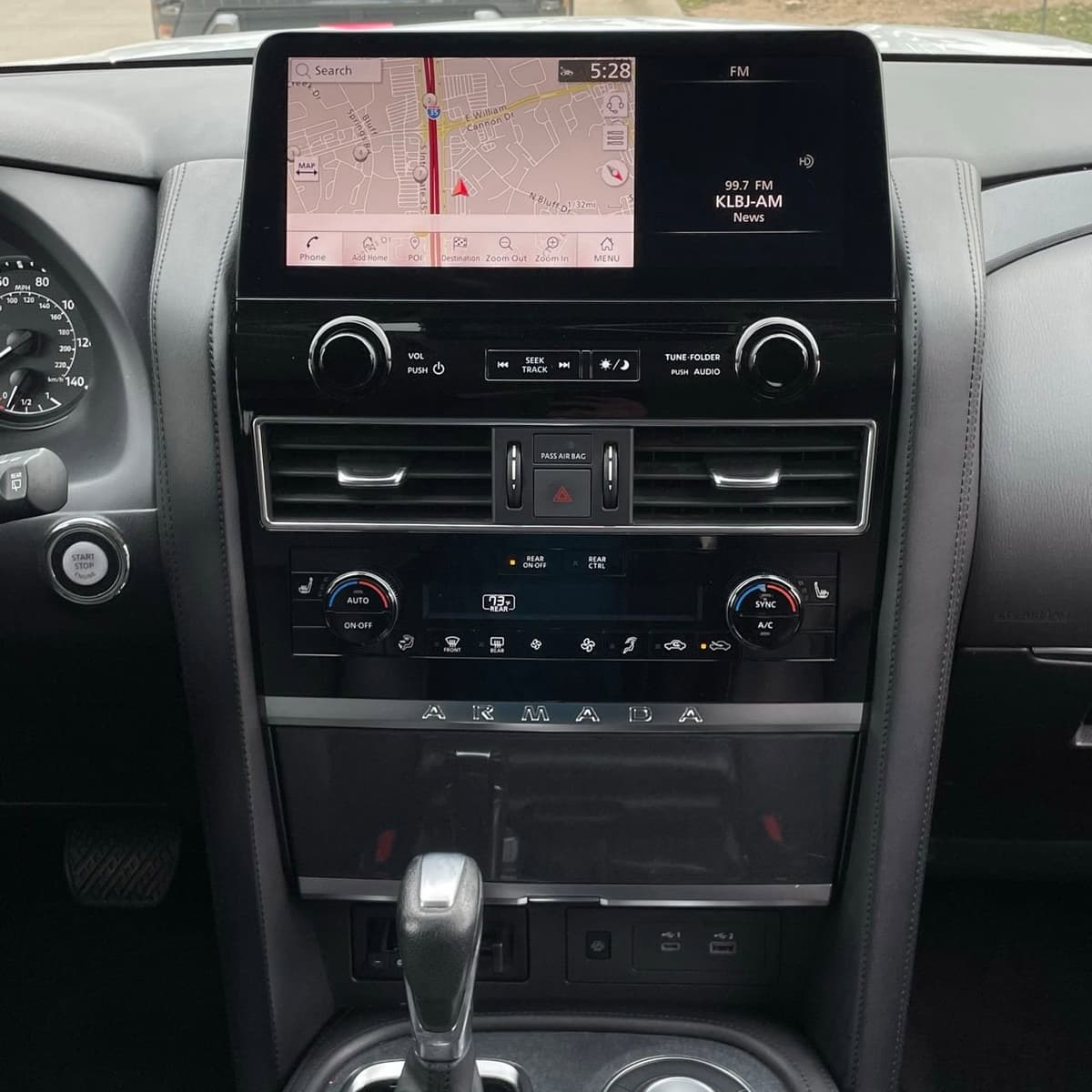 2024 Nissan Armada - Image 17