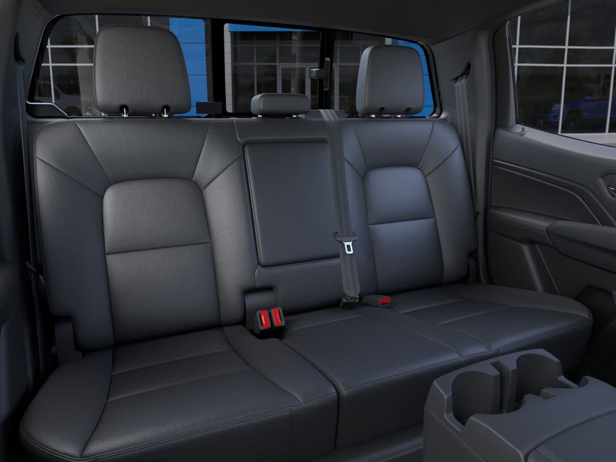 2025 Chevrolet Colorado - Image 17