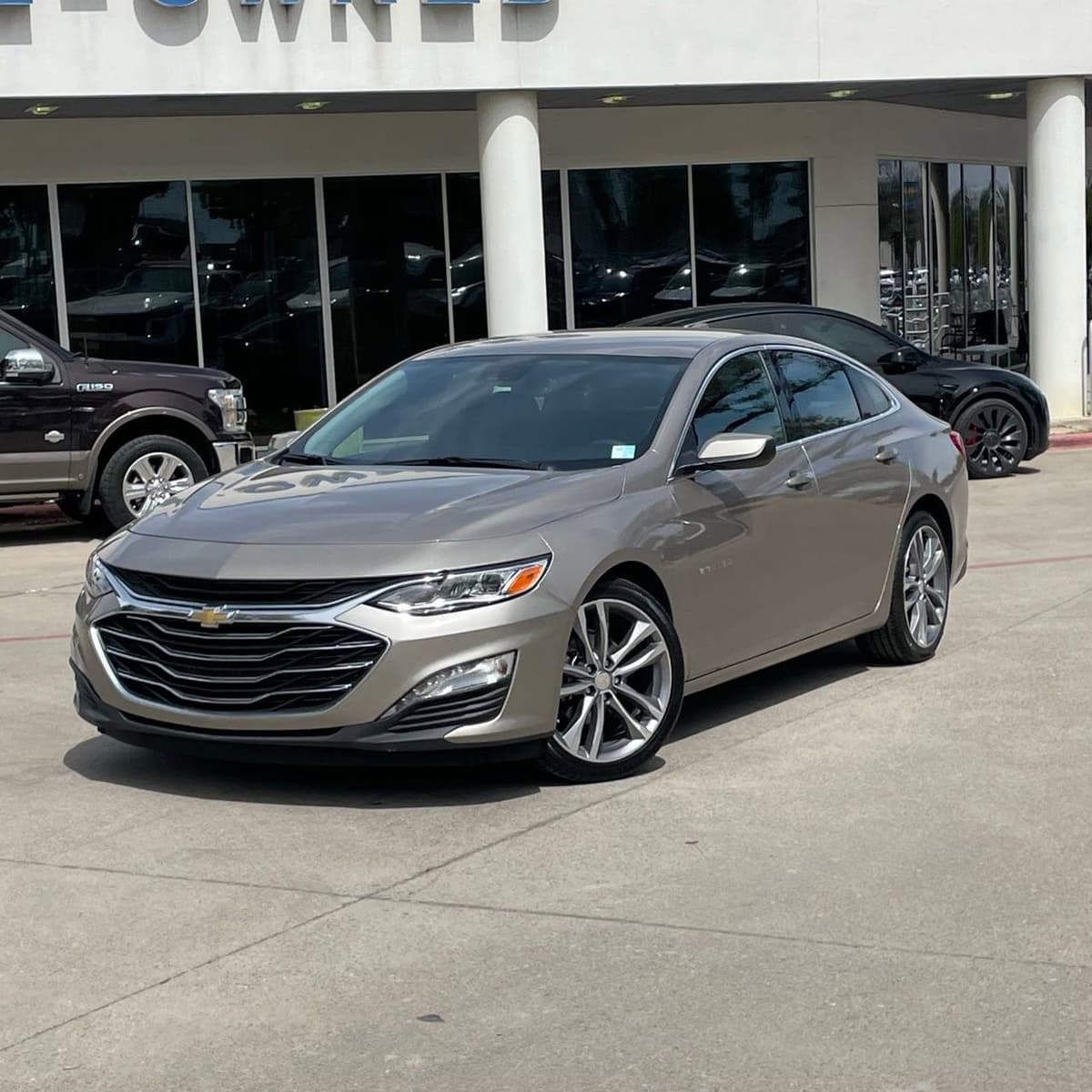 2024 Chevrolet Malibu - Image 10