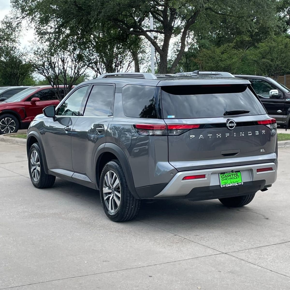 2025 Nissan Pathfinder - Image 4