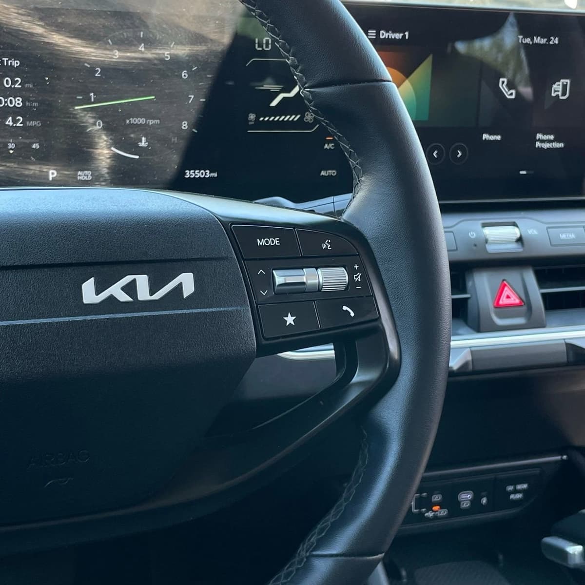 2025 Kia K4 - Image 13