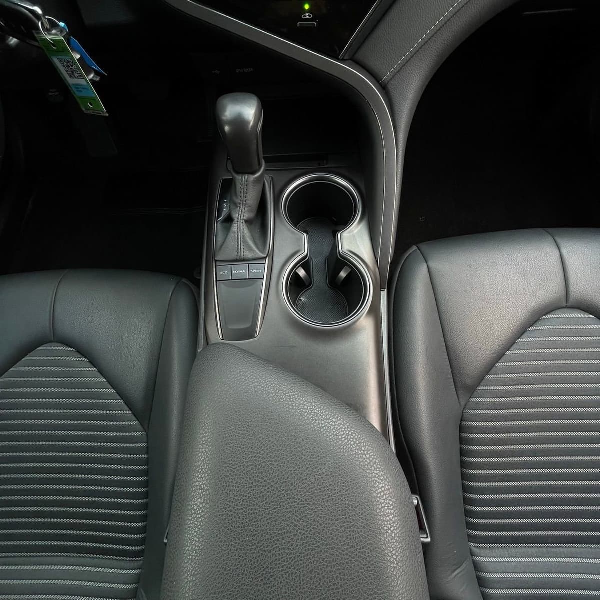 2024 Toyota Camry - Image 18