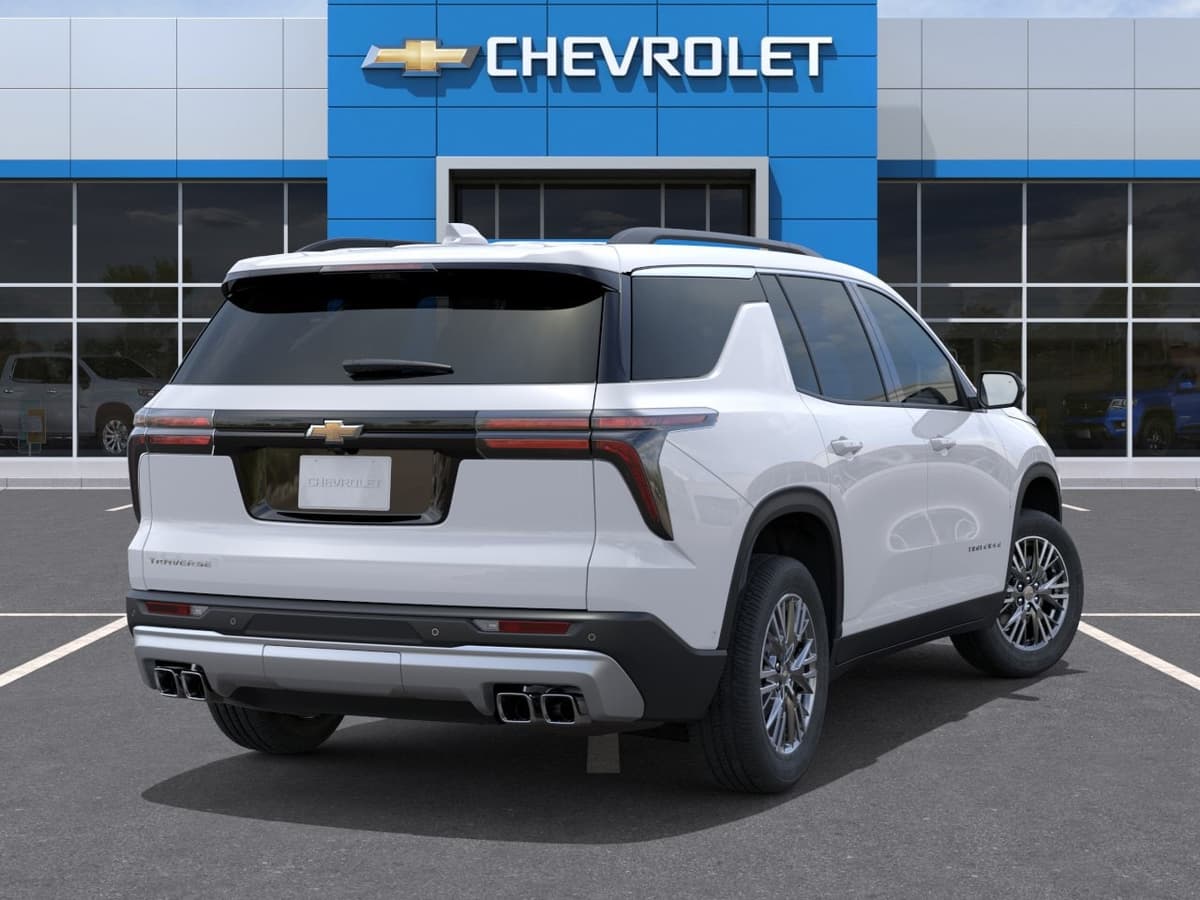 2026 Chevrolet Traverse - Image 4