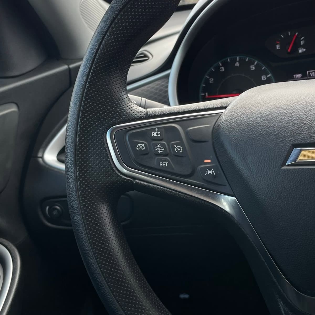 2024 Chevrolet Malibu - Image 13