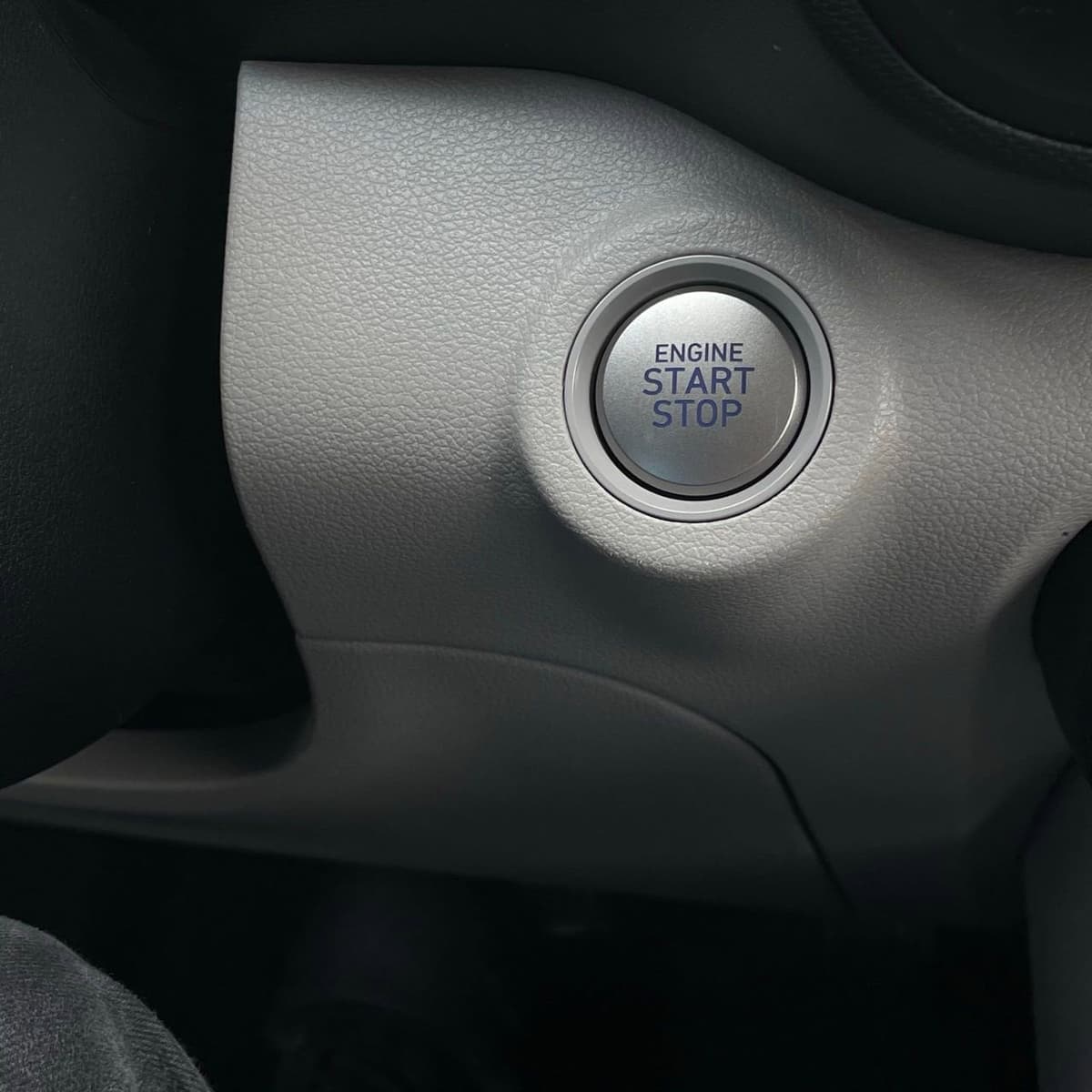 2025 Hyundai Venue - Image 16