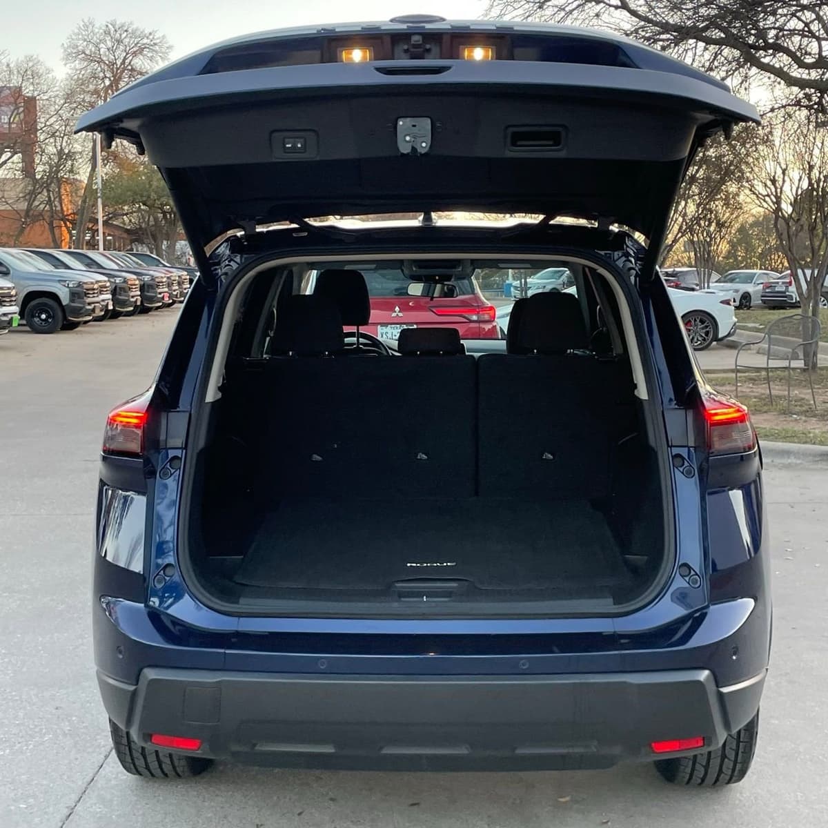 2025 Nissan Rogue - Image 22