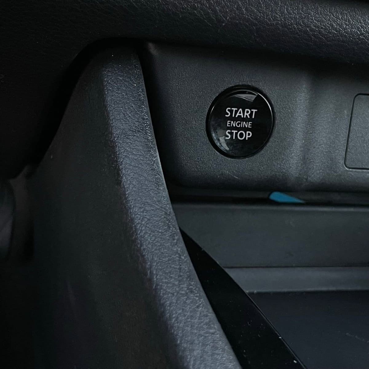 2025 Nissan Rogue - Image 15