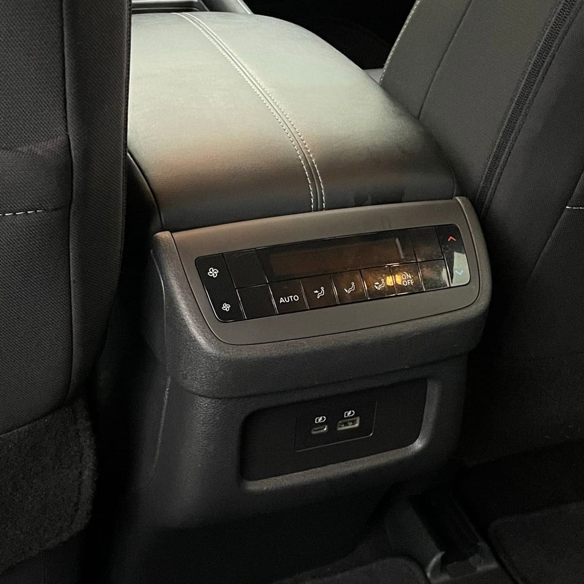 2024 Nissan Pathfinder - Image 25