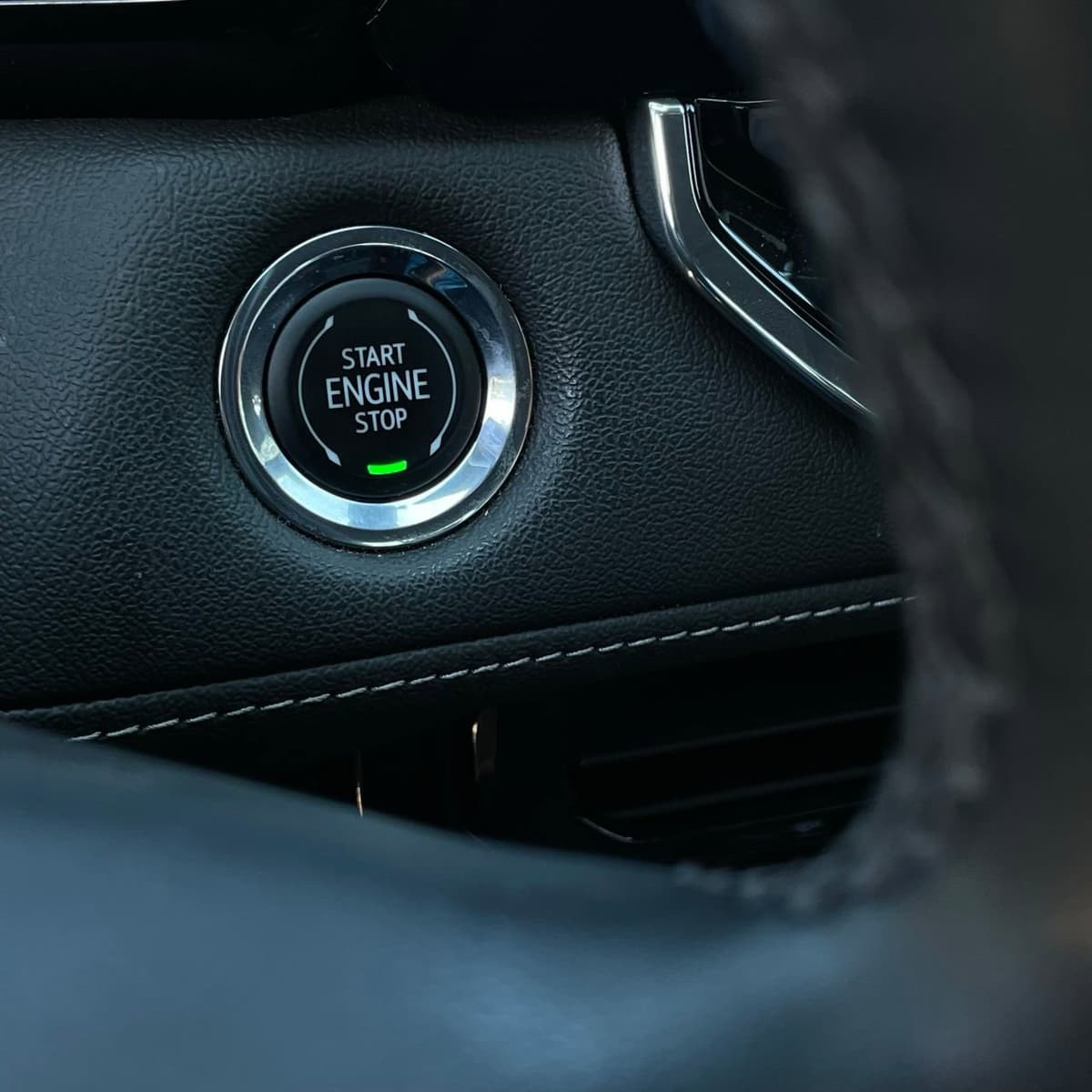 2023 Chevrolet Colorado - Image 17