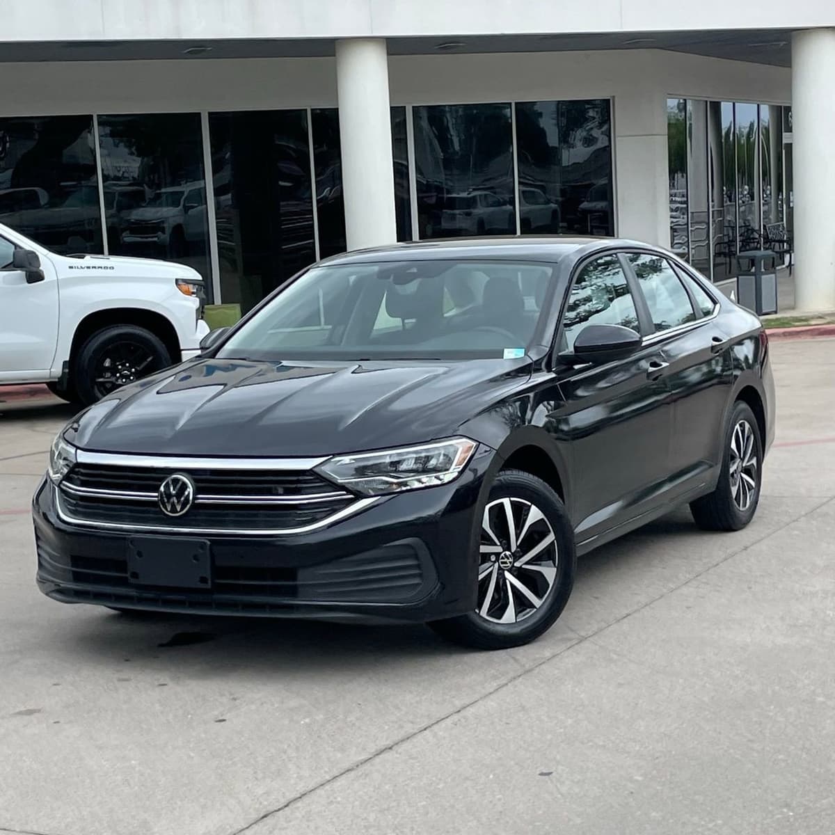 2024 Volkswagen Jetta - Image 9