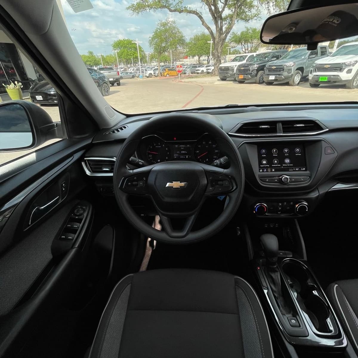 2021 Chevrolet Trailblazer - Image 11