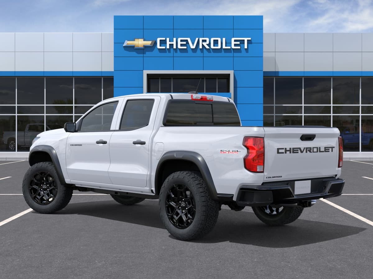 2026 Chevrolet Colorado - Image 3