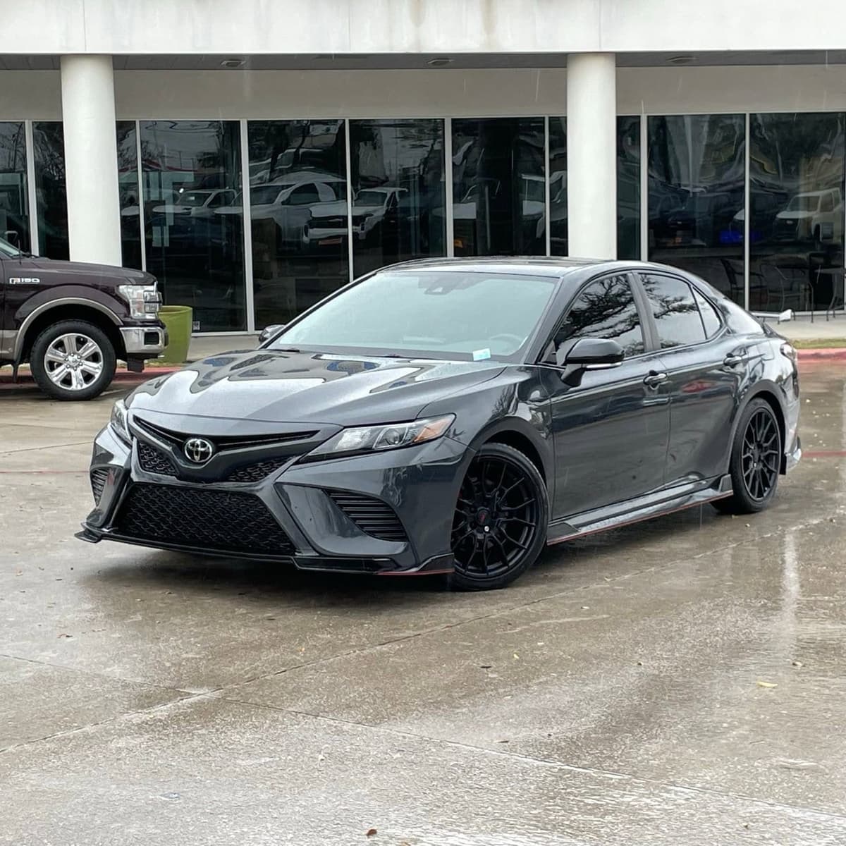 2023 Toyota Camry - Image 10