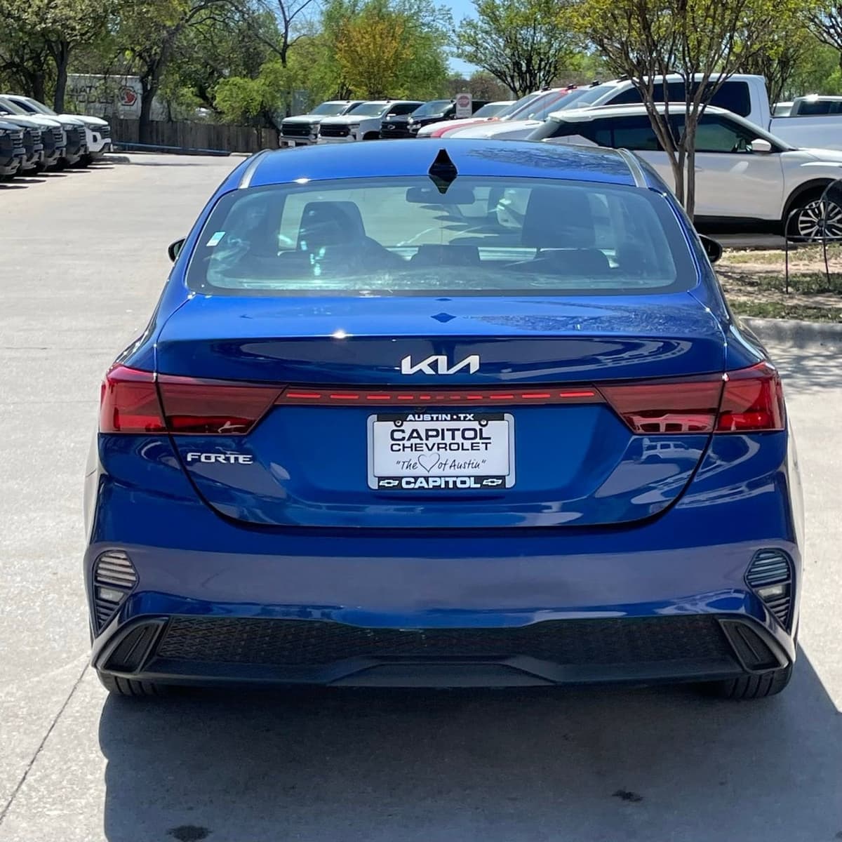 2023 Kia Forte - Image 5