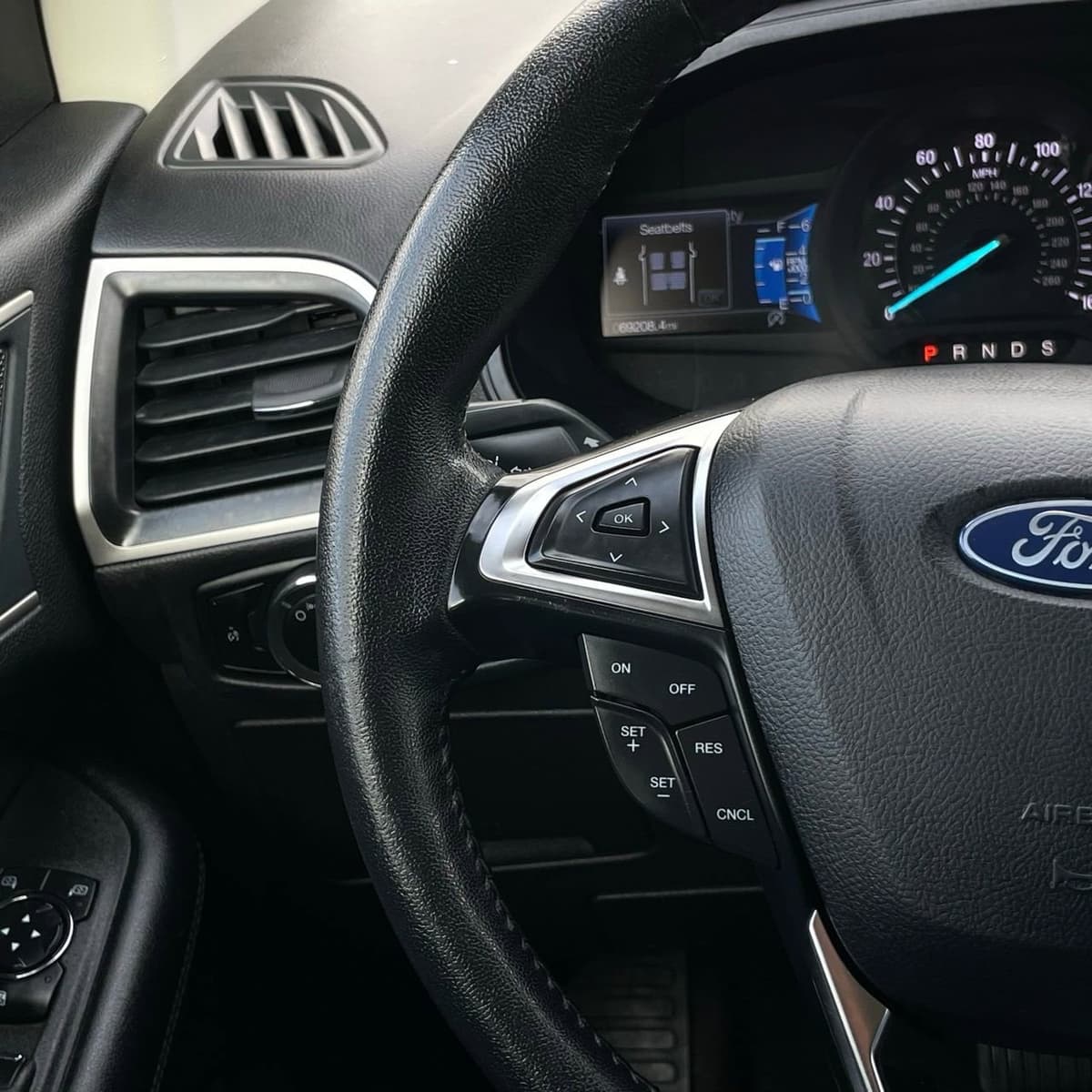 2024 Ford Edge - Image 13