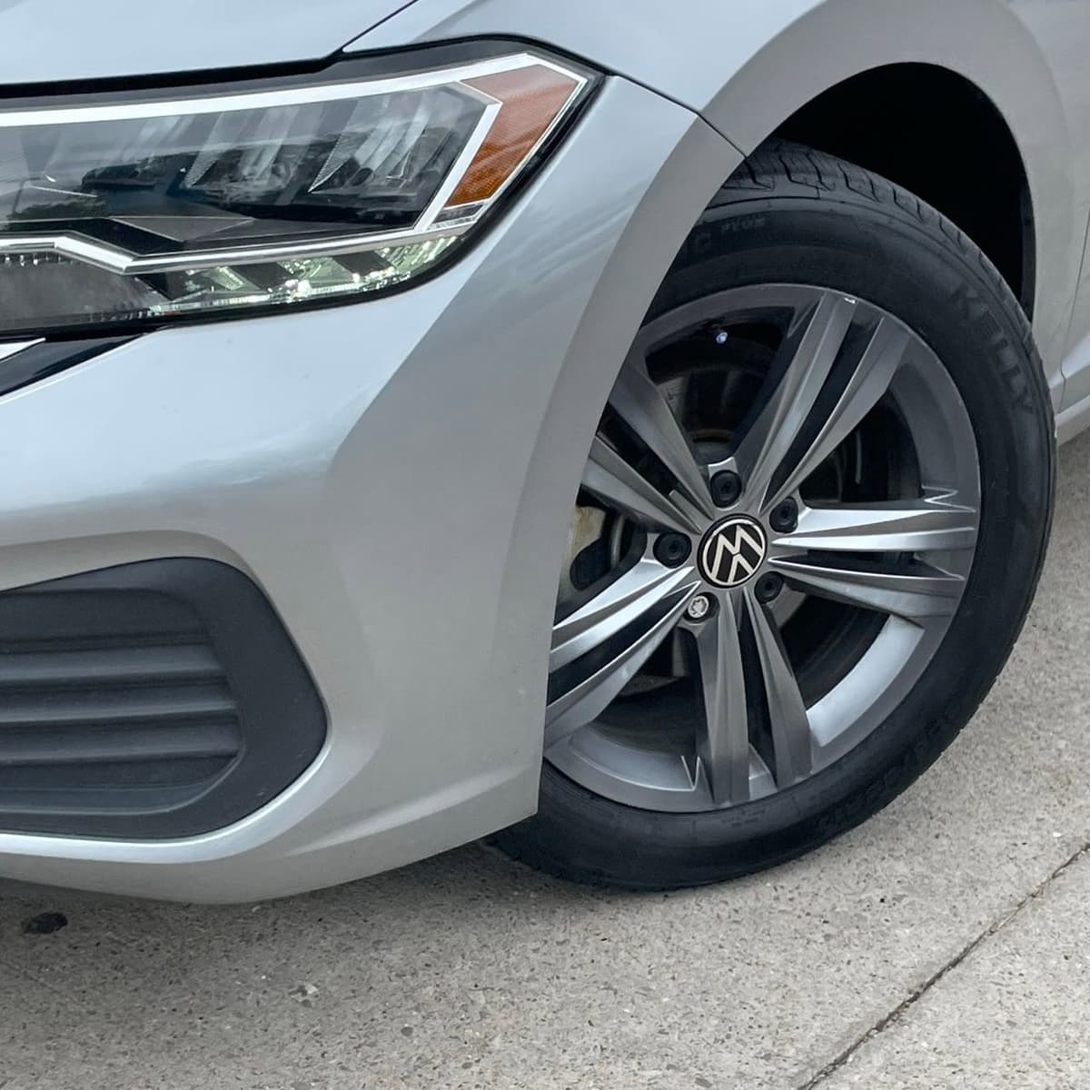 2024 Volkswagen Jetta - Image 9