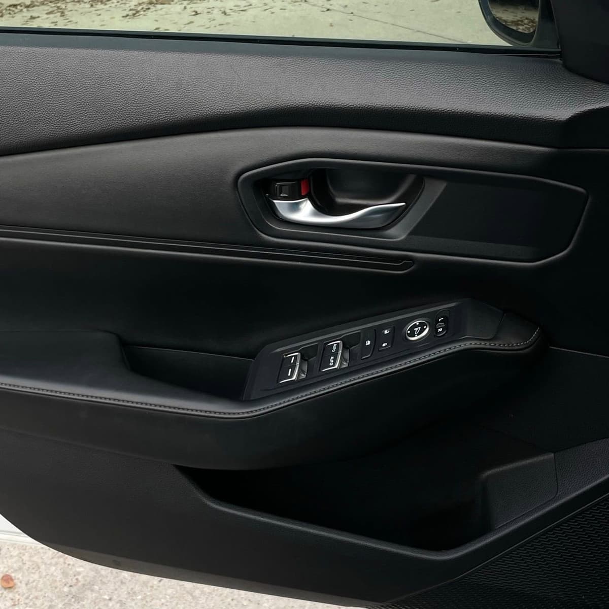 2023 Honda Accord Hybrid - Image 21