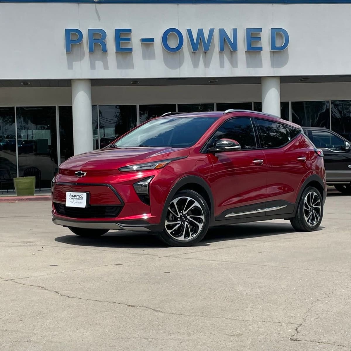 2023 Chevrolet Bolt EUV - Image 1