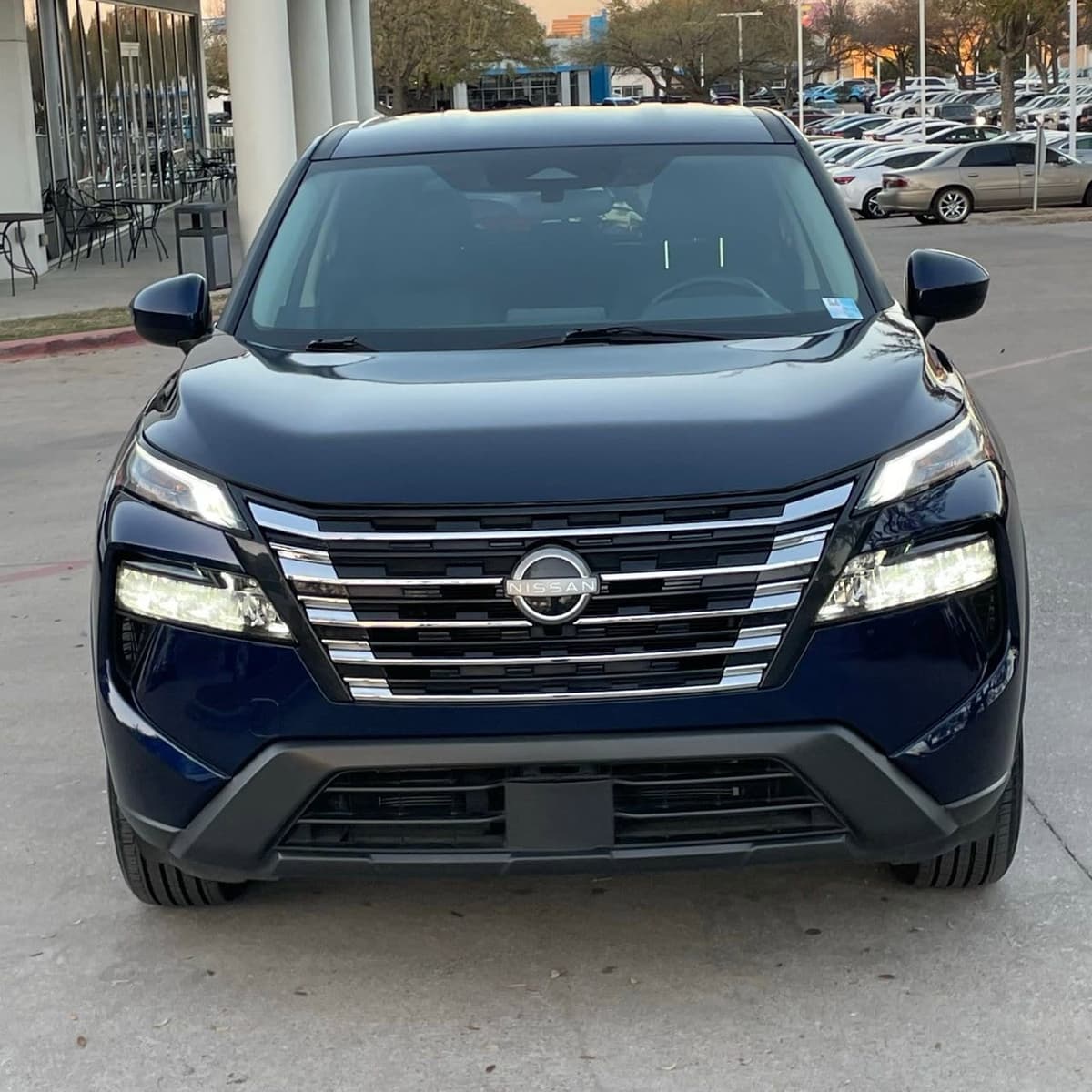 2025 Nissan Rogue - Image 6