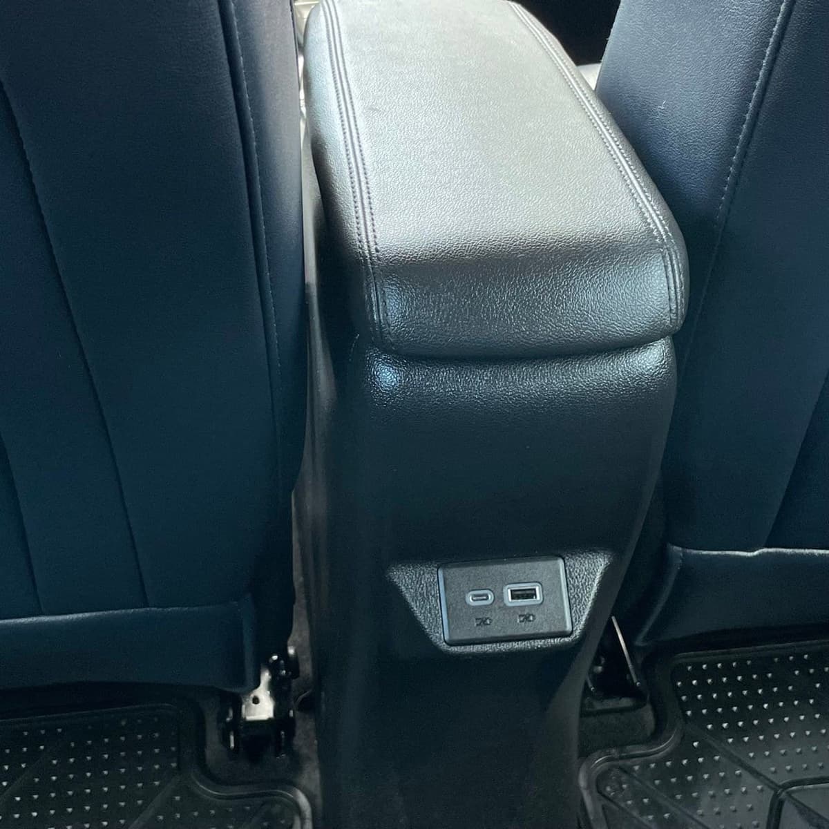 2023 Chevrolet Bolt EUV - Image 24