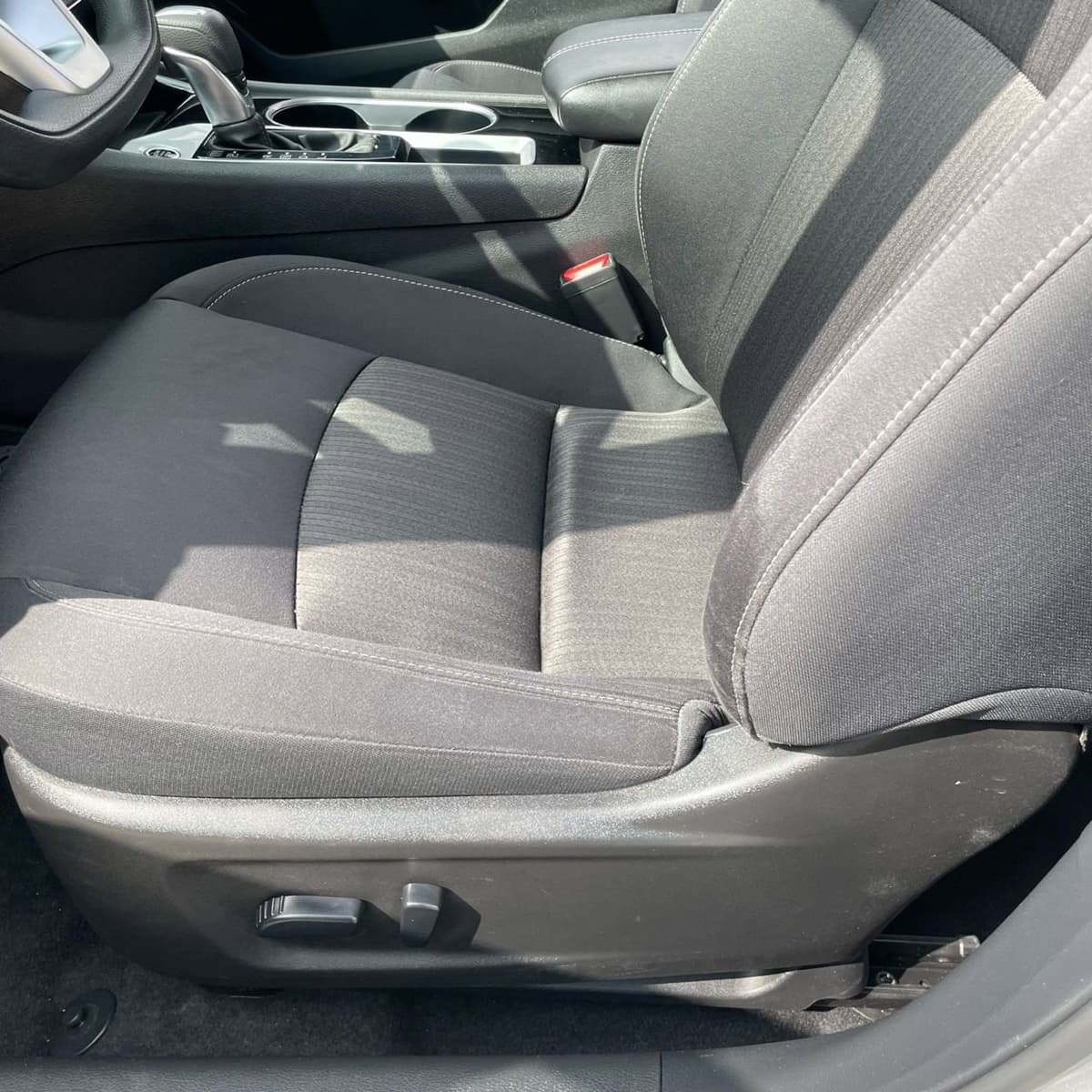 2024 Nissan Altima - Image 23