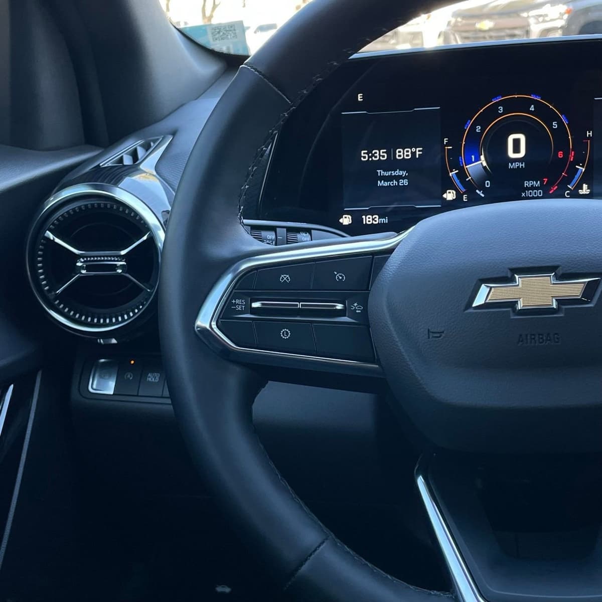 2025 Chevrolet Equinox - Image 13