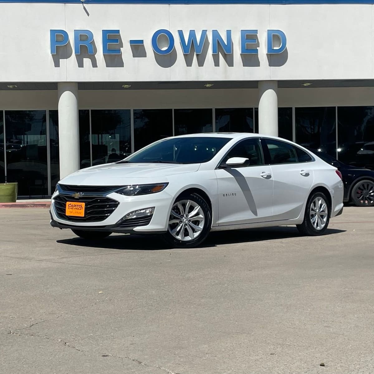 2024 Chevrolet Malibu - Image 2